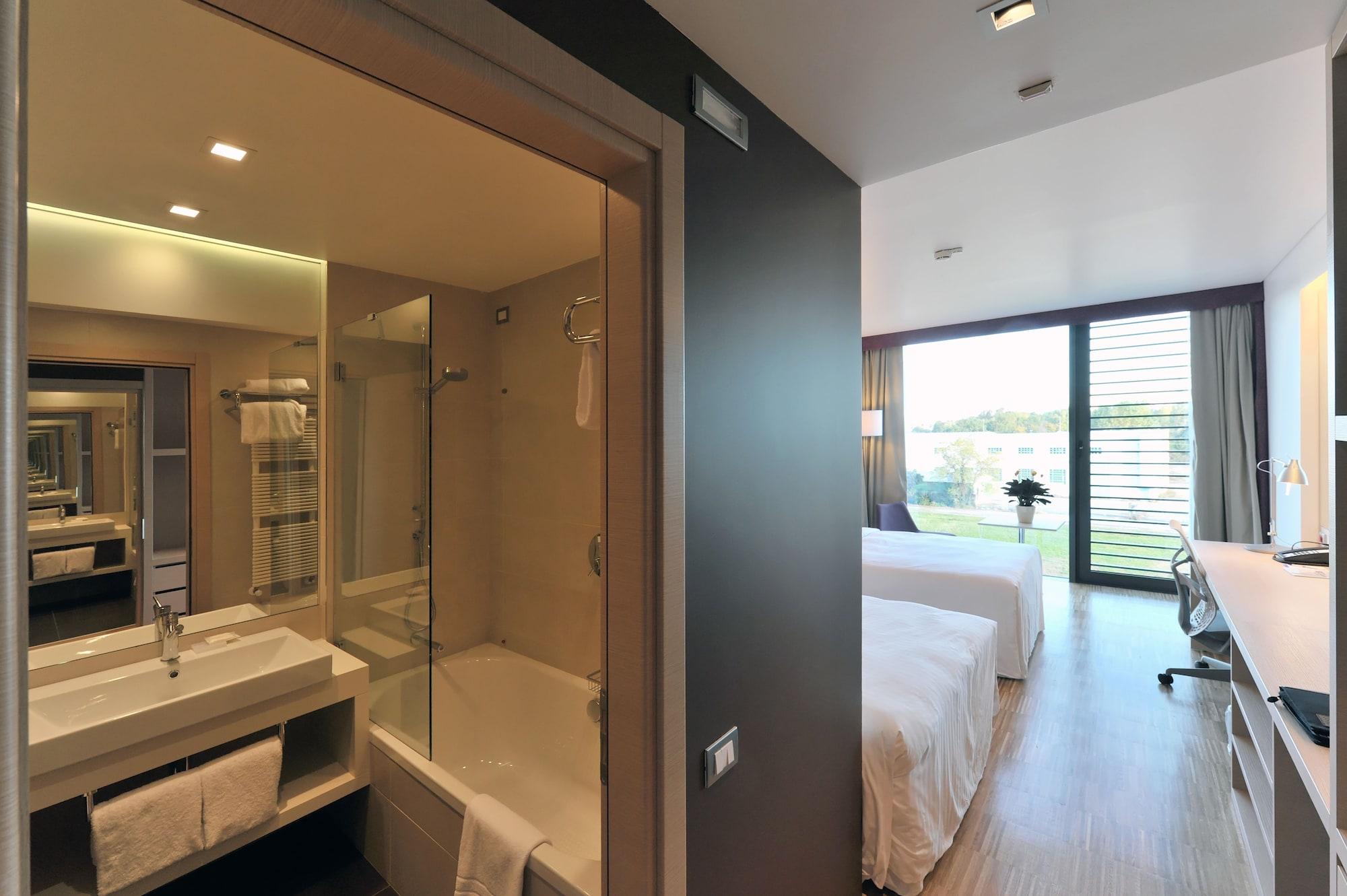 Hilton Garden Inn Venice Mestre Exterior photo