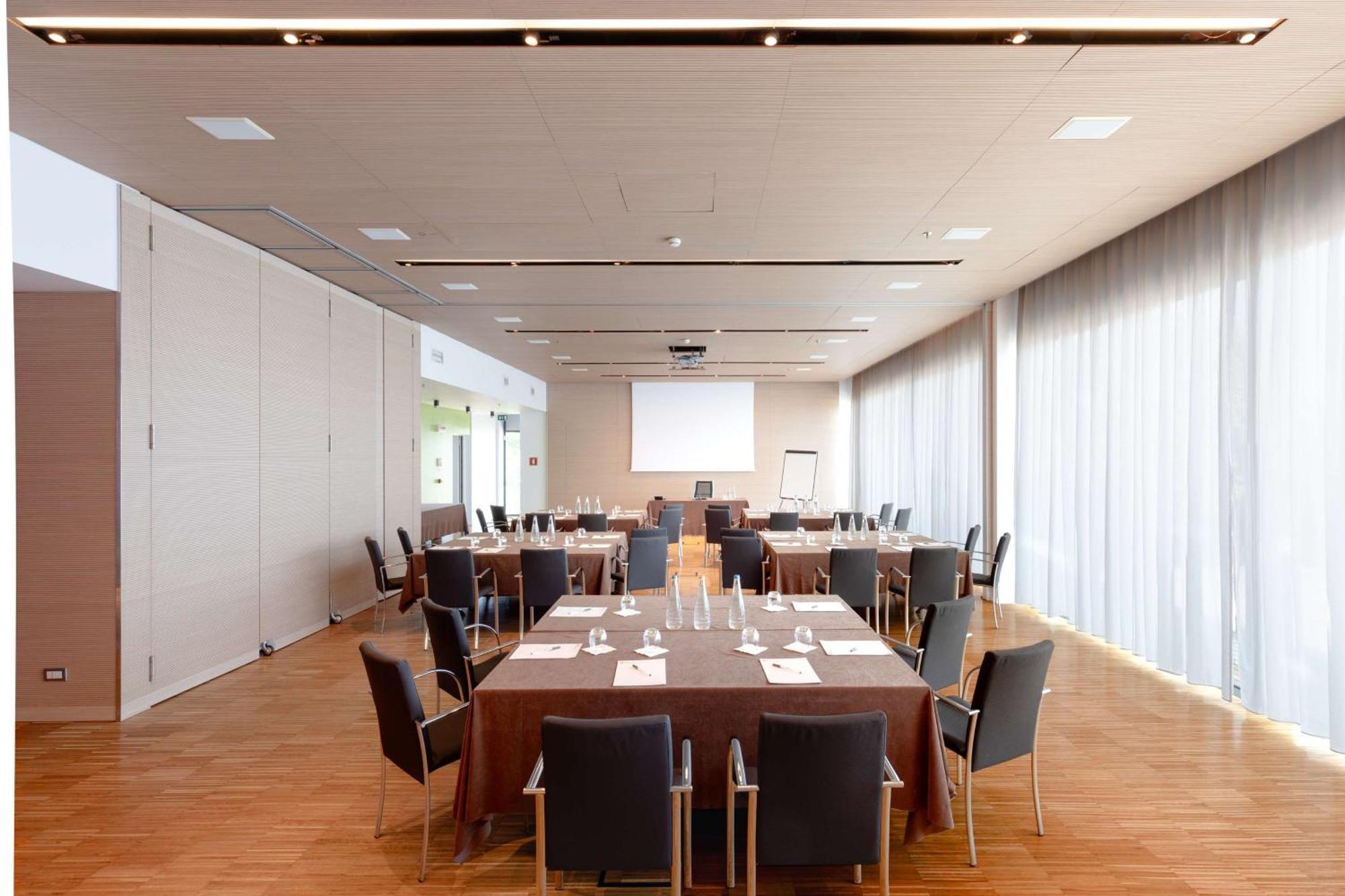 Hilton Garden Inn Venice Mestre Exterior photo